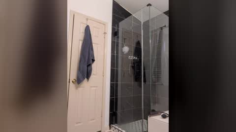 danooo1984 online show from March 2026 04:51:01 AM