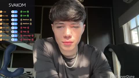 Snapshot of dante18_yo chatting on May 2026 05:43:01 PM dante18_yo online show from May 2026 05:43:01 PM