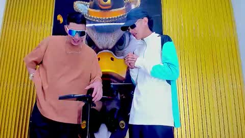 dante_brown1 online show from October 2025 09:03:02 PM