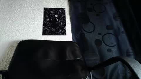 Snapshot of dante_d_angelo_ chatting on September 2025 05:40:01 AM dante_d_angelo_ online show from September 2025 05:40:01 AM