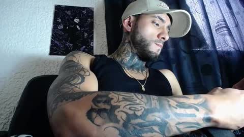 Snapshot of dante_d_angelo_ chatting on October 2025 08:43:02 PM dante_d_angelo_ online show from October 2025 08:43:02 PM