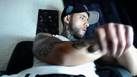 Snapshot of dante_d_angelo_ chatting on October 2025 04:37:01 AM dante_d_angelo_ online show from October 2025 04:37:01 AM