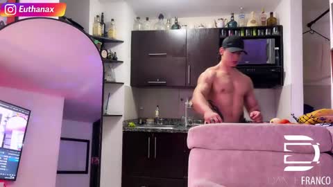 Snapshot of dante_franco chatting on June 2026 12:17:01 AM dante_franco online show from June 2026 12:17:01 AM