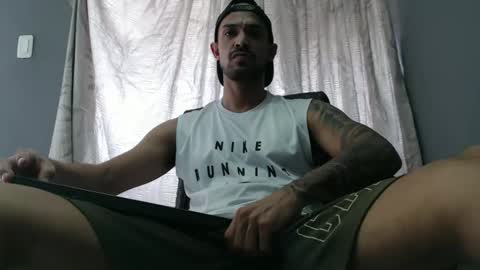 Snapshot of dante_hell1 chatting on January 2025 04:58:02 PM Dante Hell online show from January 2025 04:58:02 PM