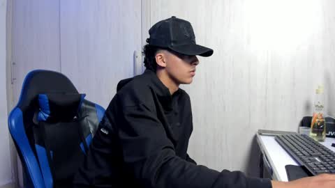 Snapshot of dante_martinez1 chatting on April 2026 08:36:02 PM dante_martinez1 online show from April 2026 08:36:02 PM