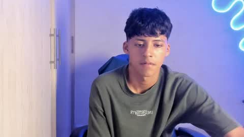 Snapshot of dante_martinez1 chatting on April 2026 10:24:02 PM dante_martinez1 online show from April 2026 10:24:02 PM