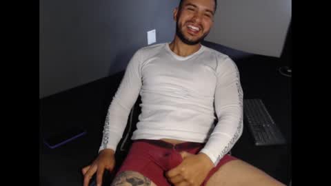 Snapshot of dantebrown1 chatting on September 2025 02:55:01 PM dantebrown1 online show from September 2025 02:55:01 PM