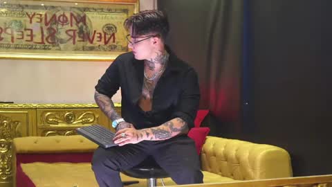 Snapshot of dantecoppolaa chatting on March 2026 02:28:02 AM Dante coppola online show from March 2026 02:28:02 AM