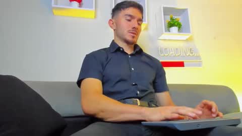 Snapshot of danteeblake chatting on March 2026 03:50:01 AM Dante online show from March 2026 03:50:01 AM