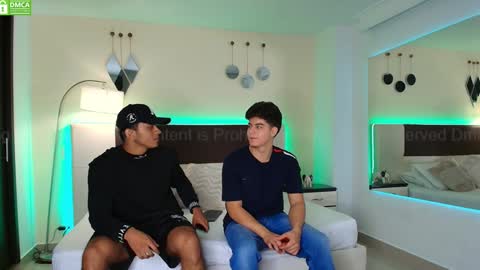 Snapshot of danteestone chatting on January 2025 09:02:01 PM Dante online show from January 2025 09:02:01 PM