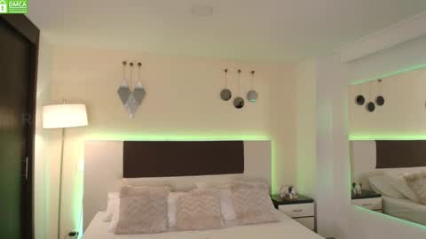 Snapshot of danteestone chatting on March 2025 05:29:02 PM Dante online show from March 2025 05:29:02 PM