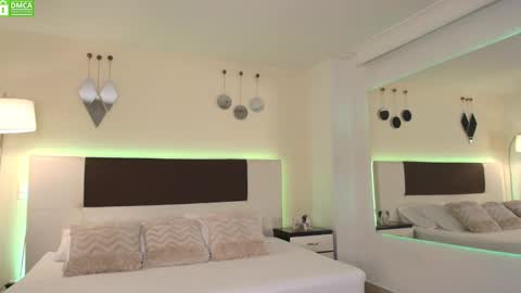 Snapshot of danteestone chatting on March 2025 05:11:02 PM Dante online show from March 2025 05:11:02 PM