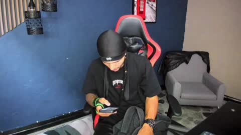 Snapshot of danteolsen chatting on April 2026 03:37:02 AM Dante online show from April 2026 03:37:02 AM