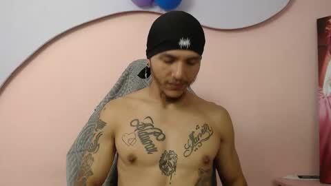 Snapshot of danteolsen chatting on April 2026 04:01:01 AM Dante online show from April 2026 04:01:01 AM