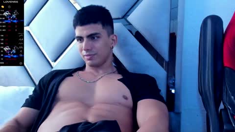 Snapshot of danterouxx chatting on December 2024 10:05:01 PM Dante online show from December 2024 10:05:01 PM