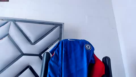 Snapshot of danterouxx chatting on February 2026 08:05:01 PM Dante online show from February 2026 08:05:01 PM