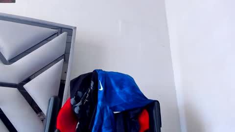 Snapshot of danterouxx chatting on February 2026 06:36:01 PM Dante online show from February 2026 06:36:01 PM