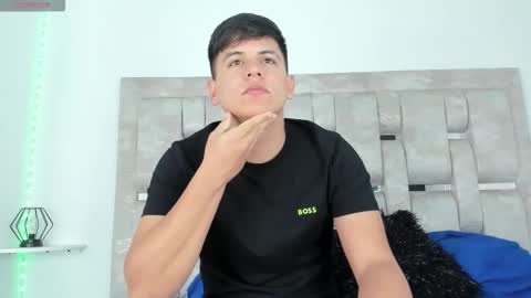 dantestone1 online show from November 2025 11:52:02 AM