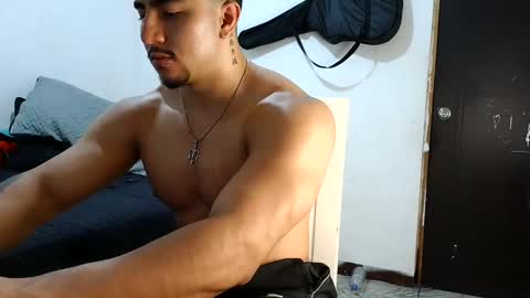 Snapshot of dantevicius chatting on November 2025 09:50:02 AM Dante Vicius online show from November 2025 09:50:02 AM