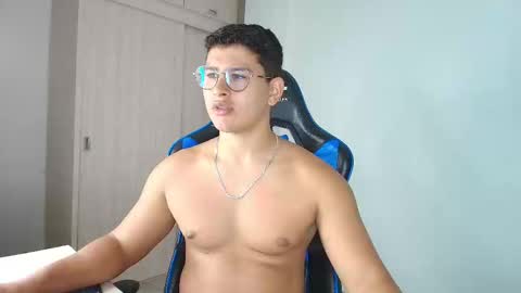 Dantraxx online show from December 2024 11:00:01 PM