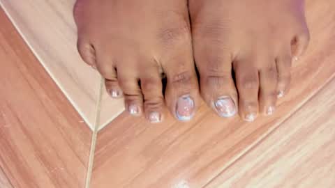 Snapshot of dany_brownie chatting on January 2025 10:55:02 AM hi im DanyBest Squirter here on cb online show from January 2025 10:55:02 AM