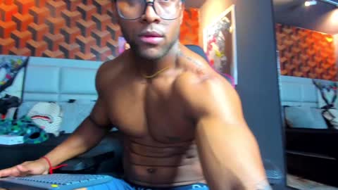 Snapshot of dany_dryy chatting on January 2025 02:33:02 AM Dany online show from January 2025 02:33:02 AM