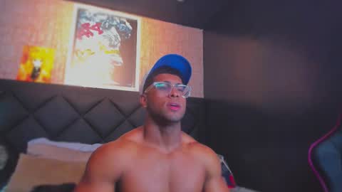 Snapshot of dany_dryy chatting on November 2025 01:47:01 AM Dany online show from November 2025 01:47:01 AM