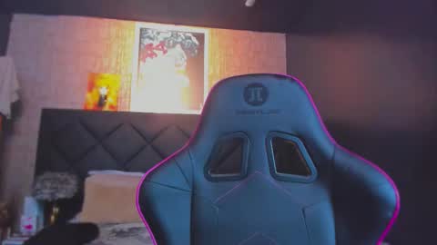 Snapshot of dany_dryy chatting on November 2025 12:54:01 AM Dany online show from November 2025 12:54:01 AM