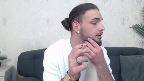 Danyel online show from September 2025 07:19:02 PM