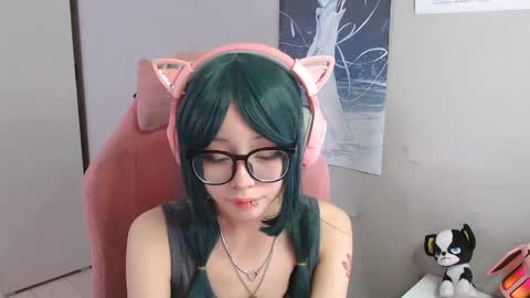 danyelleeyermann online show from May 2026 01:08:02 PM