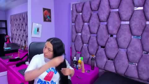 DanySwet online show from January 2025 01:35:01 PM