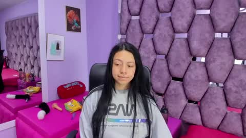 DanySwet online show from January 2025 01:17:01 PM