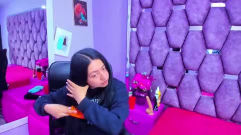 DanySwet online show from January 2025 01:42:02 PM