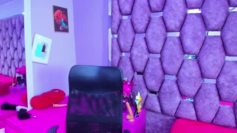 DanySwet online show from January 2025 04:45:01 PM