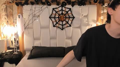 daphne_and_roger online show from October 2025 11:29:02 AM