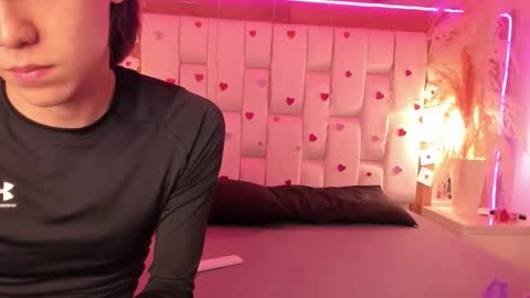 Snapshot of daphne_and_roger chatting on February 2026 10:56:02 AM daphne_and_roger online show from February 2026 10:56:02 AM