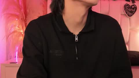 Snapshot of daphne_and_roger chatting on February 2026 10:59:01 AM daphne_and_roger online show from February 2026 10:59:01 AM