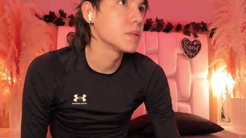 Snapshot of daphne_and_roger chatting on February 2026 11:11:01 AM daphne_and_roger online show from February 2026 11:11:01 AM