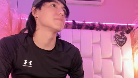 Snapshot of daphne_and_roger chatting on March 2026 11:14:01 AM daphne_and_roger online show from March 2026 11:14:01 AM