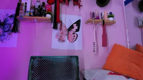 Snapshot of daphneandrade chatting on January 2025 06:57:01 PM daphneandrade online show from January 2025 06:57:01 PM