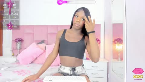 Daphne online show from January 2025 08:05:02 PM