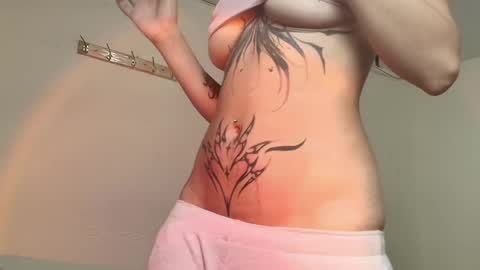 DAPHNE online show from January 2025 12:20:02 PM