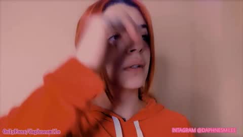 Daphne online show from November 2025 11:32:02 AM