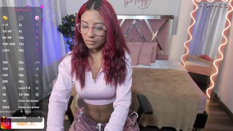 Snapshot of daphnne_tay chatting on February 2025 02:58:01 AM dhapnne online show from February 2025 02:58:01 AM