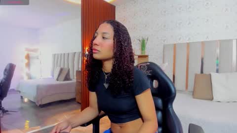 Snapshot of daphnne_tay chatting on September 2025 03:08:02 AM dhapnne online show from September 2025 03:08:02 AM