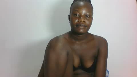 Snapshot of darberry21 chatting on April 2026 05:51:02 AM ESTHER online show from April 2026 05:51:02 AM