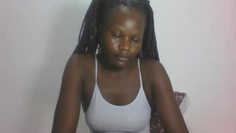 Snapshot of darberry21 chatting on April 2026 06:38:01 AM ESTHER online show from April 2026 06:38:01 AM