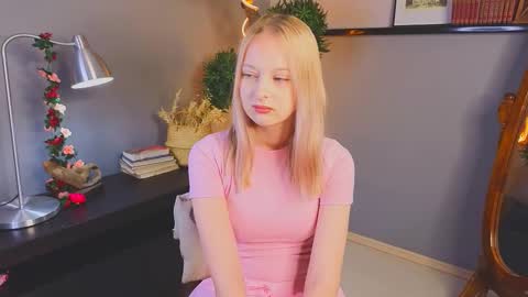 Kami online show from November 2025 03:38:01 AM