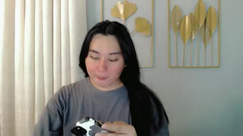 Snapshot of darcy_world chatting on January 2025 06:36:01 AM DARCY online show from January 2025 06:36:01 AM