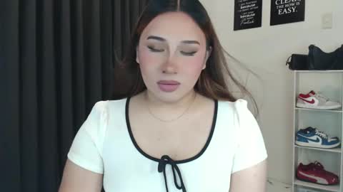 Snapshot of darcy_world chatting on September 2025 10:34:02 PM DARCY online show from September 2025 10:34:02 PM